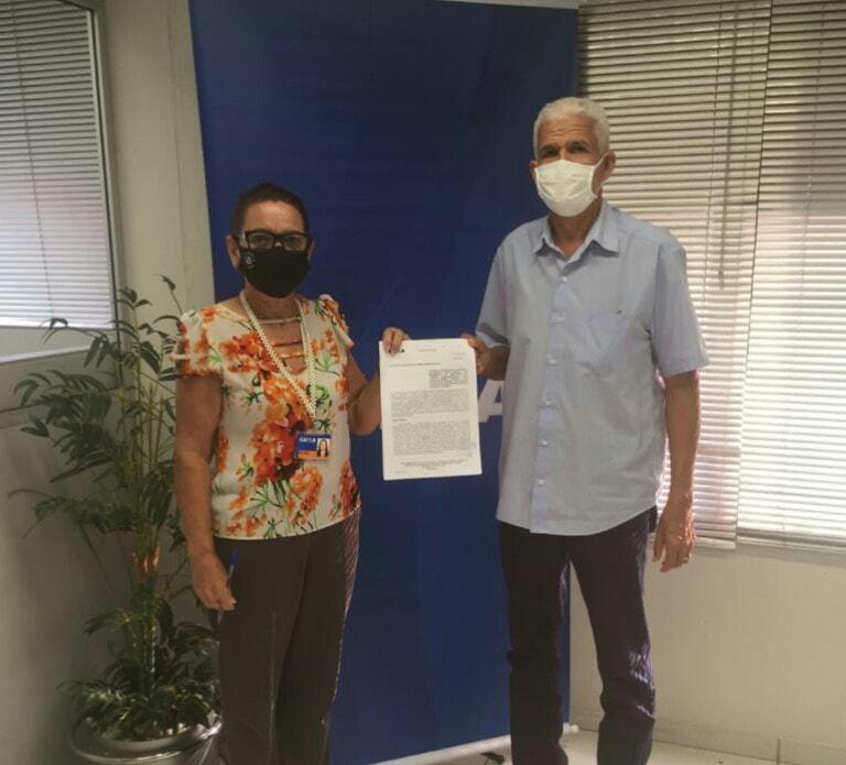 Prefeito Valber Saraiva assina contrato para revitalização da Praça São Pedro Prefeito Valber Saraiva assina contrato para revitalização da Praça São Pedro