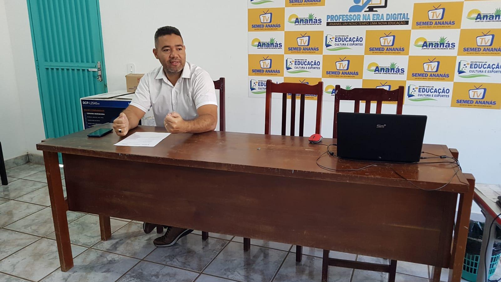 Secretaria de Educação avalia com diretores e coordenadores os avanços do retorno às aulas presenciais  Secretaria de Educação avalia com diretores e coordenadores os avanços do retorno às aulas presenciais